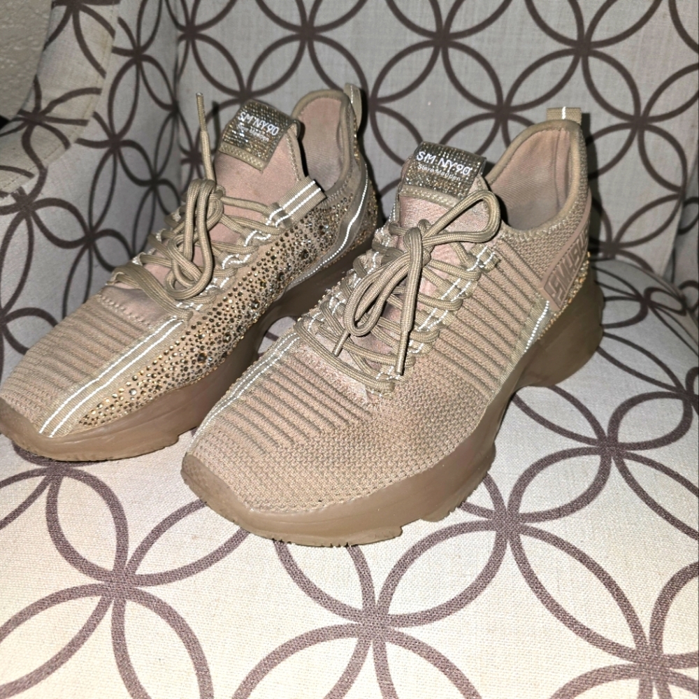 Steve Madden Maxima Rhinestone Sneakers size 11